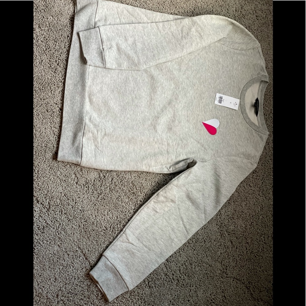 Banana Republic Gray Sweater - Picture 7 of 7